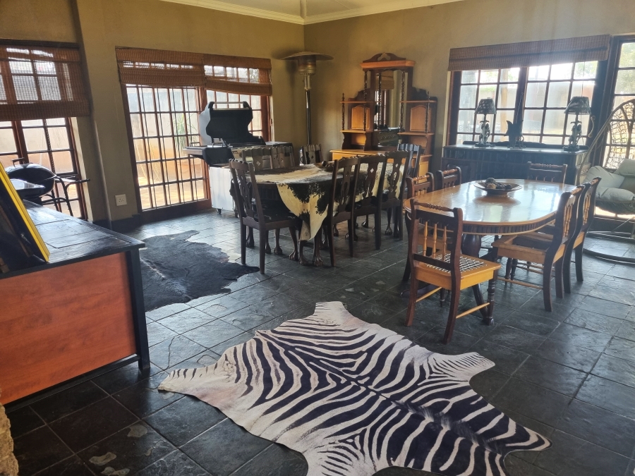 Commercial Property for Sale in Waterval East North West